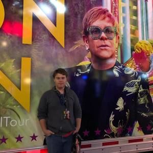 Meet your Posher, Clay